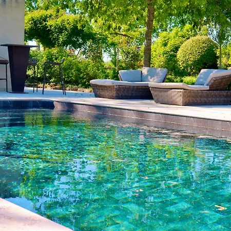 La Goroniere - Superbe Charentaise Renovee - Piscine Chauffee - Grand Jardin Dom wakacyjny Saint-Laurent-de-la-Barriere