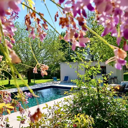 La Goroniere - Superbe Charentaise Renovee - Piscine Chauffee - Grand Jardin Holiday home Saint-Laurent-de-la-Barriere