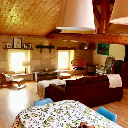 La Goroniere - Superbe Charentaise Renovee - Piscine Chauffee - Grand Jardin Feriehus *