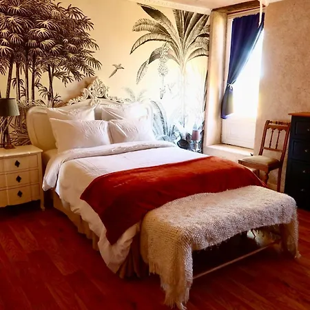 La Goroniere - Superbe Charentaise Renovee - Piscine Chauffee - Grand Jardin Holiday home